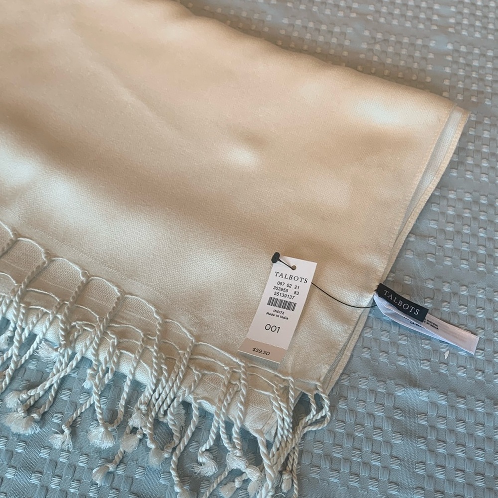 NWT Talbots cream rayon shawl with fringe 73”x31”